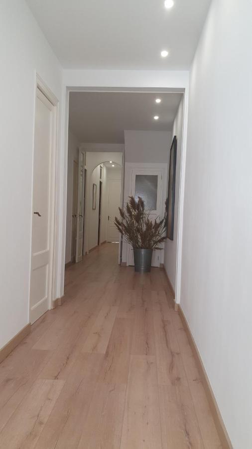 Apartamento Nuevo En Terrassa Centro Eksteriør billede
