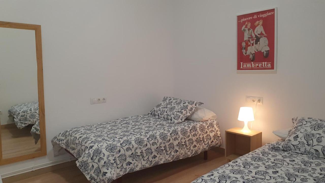 Apartamento Nuevo En Terrassa Centro Eksteriør billede